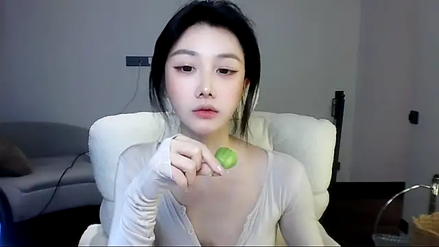 SylvieMaya online show from June 2026 05:30:02 PM