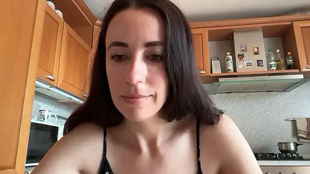 Flamingo Queen online show from July 2026 05:36:02 AM