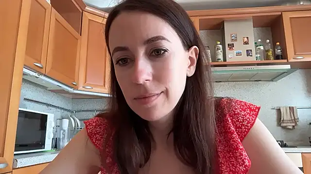 Flamingo Queen online show from June 2026 06:12:01 AM
