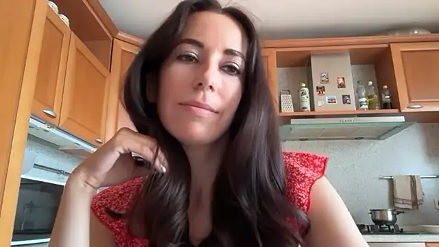 Flamingo Queen online show from July 2026 05:58:02 AM