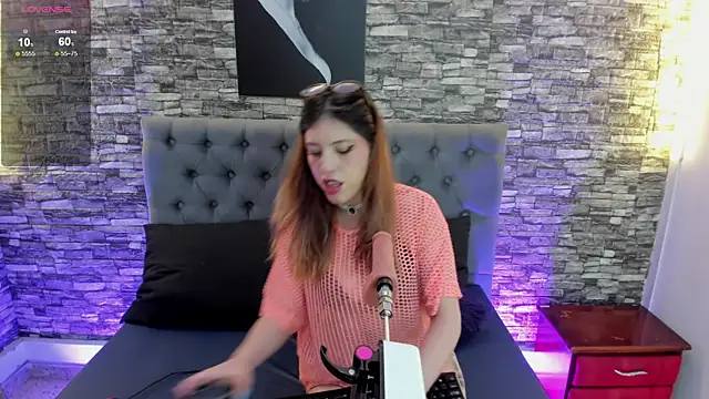 AngeliqueGirard online show from July 2026 07:44:02 PM