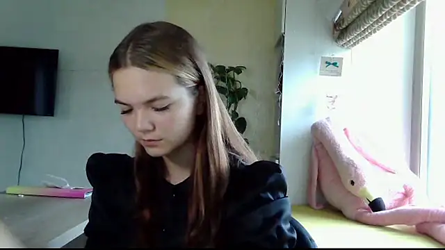 Snapshot of AvrilGillig chatting on July 2026 09:39:02 AM AvrilGillig online show from July 2026 09:39:02 AM