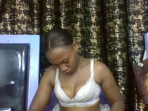 Lovey daisy15 online show from June 2026 01:45:02 AM
