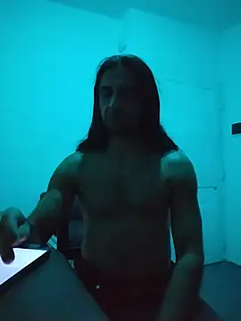 Nightcrawlers online show from June 2026 04:28:01 AM