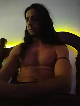 Nightcrawlers online show from July 2026 02:54:01 PM