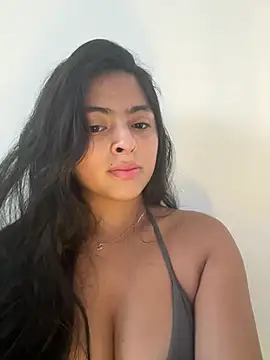canelareina online show from July 2026 08:27:02 PM