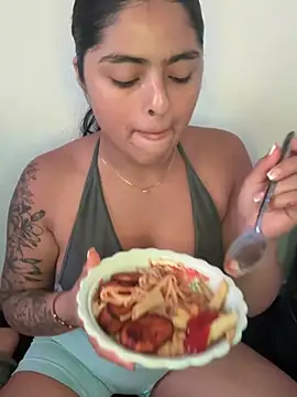 canelareina online show from July 2026 09:26:01 PM