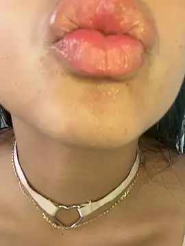 canelareina online show from July 2026 07:46:02 PM