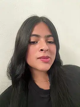 canelareina online show from July 2026 06:27:02 PM