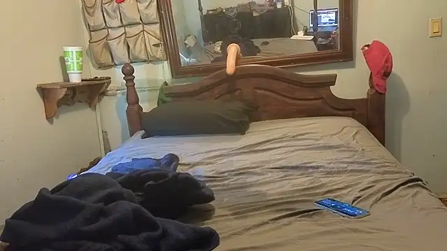 butttslut online show from June 2026 01:00:02 PM
