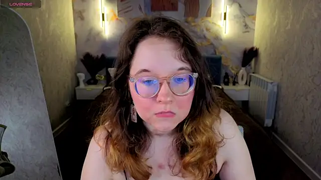 Aleks-casterrr online show from June 2026 05:14:02 PM