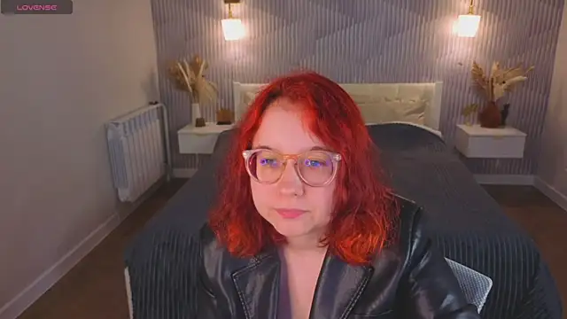Snapshot of Aleks-casterrr chatting on July 2026 05:20:01 PM Aleks-casterrr online show from July 2026 05:20:01 PM