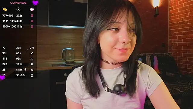 yuriski  online show from June 2026 05:47:02 PM
