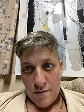 blueiceeyes online show from June 2026 06:14:01 PM