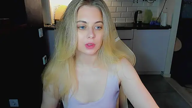 blonde kellyy online show from July 2026 02:00:01 AM