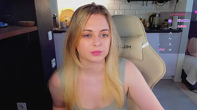 blonde kellyy online show from June 2026 03:37:02 AM