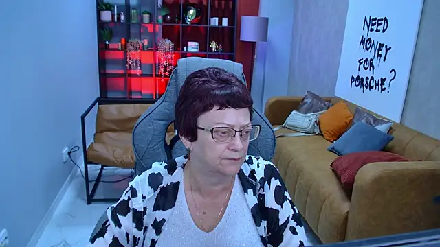 IsoldeMirevain online show from June 2026 02:45:02 AM