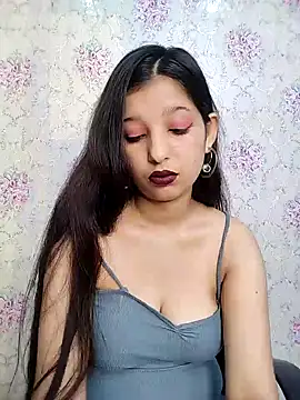 Queen Rosyy online show from June 2026 02:22:02 AM