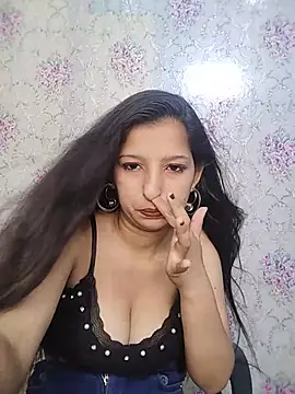 Queen Rosyy online show from June 2026 03:49:02 AM