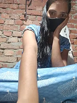Tanvi-j online show from July 2026 05:02:02 PM