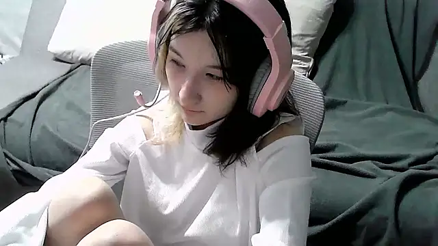 Snapshot of Lilfain_baby chatting on July 2026 12:13:01 PM Lilfain baby online show from July 2026 12:13:01 PM