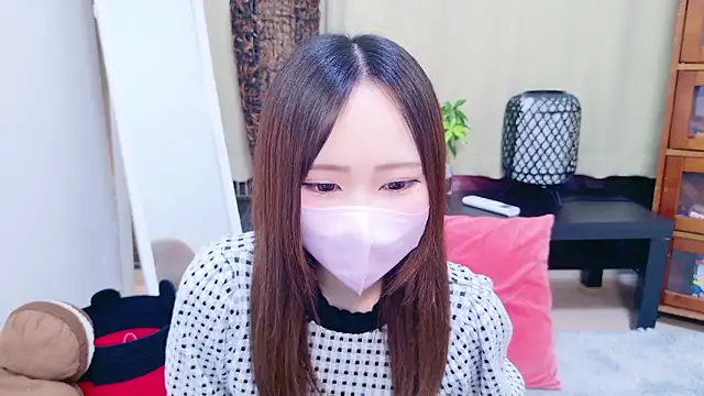 Snapshot of MIUMiU_Fly chatting on June 2026 07:06:01 AM MIUMiU Fly online show from June 2026 07:06:01 AM