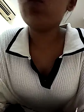 baby girl 099 online show from July 2026 05:12:01 PM