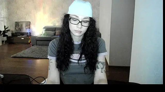elisskriter online show from July 2026 12:13:01 PM
