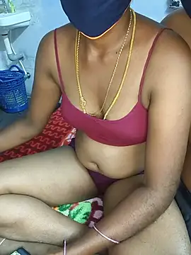 Snapshot of sweet_saranya chatting on July 2026 04:42:01 AM sweet saranya online show from July 2026 04:42:01 AM