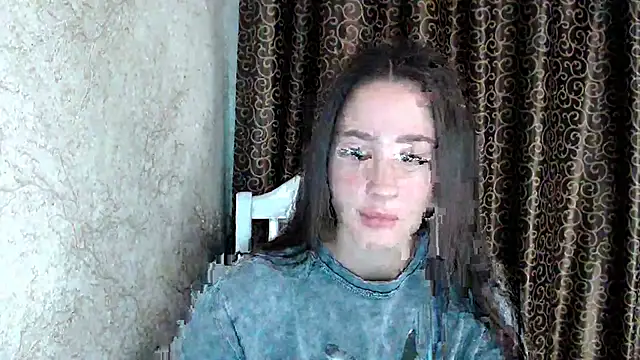 Snapshot of Tina_tin85 chatting on August 2026 07:44:01 PM Tina tin85 online show from August 2026 07:44:01 PM