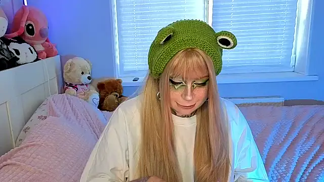 Chiibis online show from August 2026 03:32:01 PM