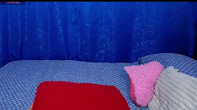 Snapshot of melika_sweet4 chatting on July 2026 05:32:02 PM melika sweet4 online show from July 2026 05:32:02 PM