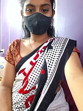 Clara-Lilly online show from June 2026 08:37:02 AM
