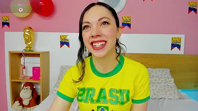 AshleyBenoitt online show from June 2026 01:17:02 PM