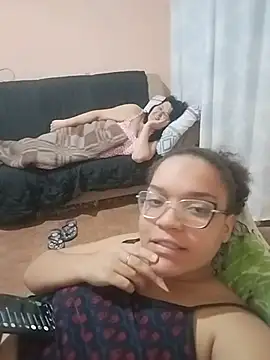 Esquetadinhas online show from July 2026 12:32:01 AM