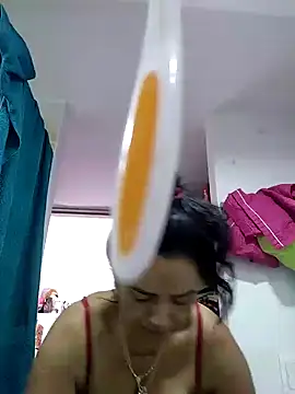 Juanita6908 online show from August 2026 01:28:02 PM
