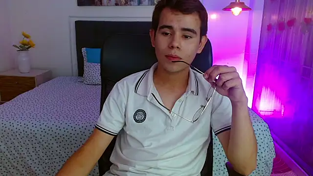 Snapshot of jack__tomas chatting on June 2026 03:13:02 PM jack tomas online show from June 2026 03:13:02 PM