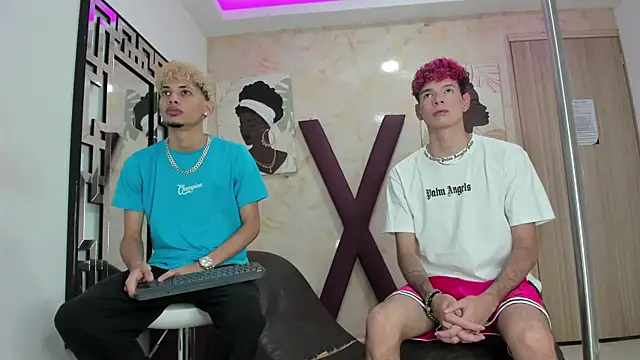 Hot skinny guys online show from July 2026 07:24:02 PM