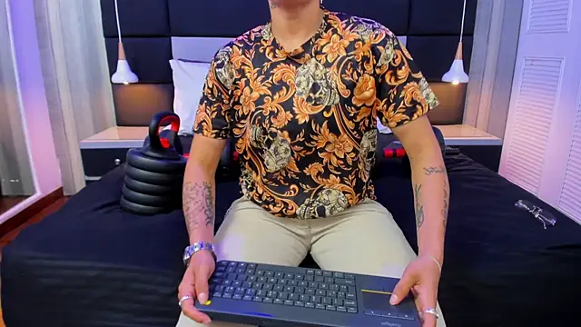 Pixelriott online show from July 2026 08:23:02 PM