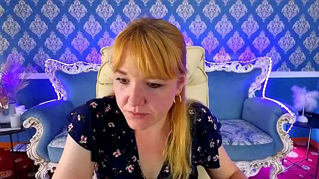 Snapshot of Kirra_Salute chatting on June 2026 12:49:02 PM Kirra Salute online show from June 2026 12:49:02 PM