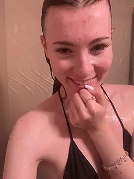 AlisaRussel online show from June 2026 01:55:02 PM
