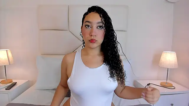 NaomiCambels online show from July 2026 07:24:02 PM