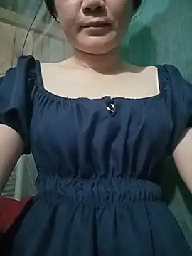 Lunaa2k online show from June 2026 09:34:02 PM