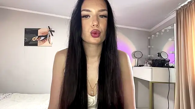 Snapshot of amelialiana chatting on June 2026 09:20:01 AM amelialiana online show from June 2026 09:20:01 AM