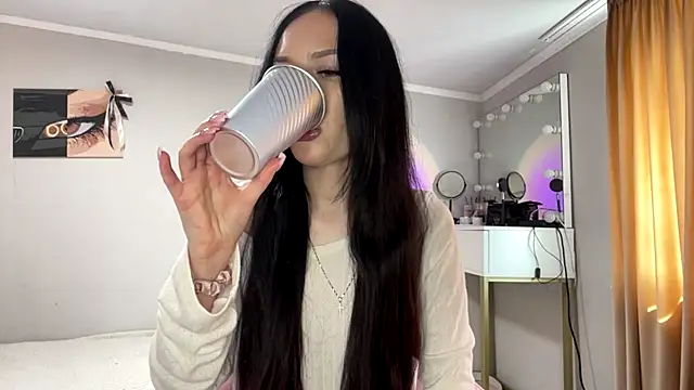 Snapshot of amelialiana chatting on June 2026 01:12:02 PM amelialiana online show from June 2026 01:12:02 PM