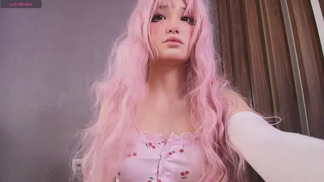 Snapshot of mimi_cutee chatting on June 2026 02:20:02 AM mimi cutee online show from June 2026 02:20:02 AM