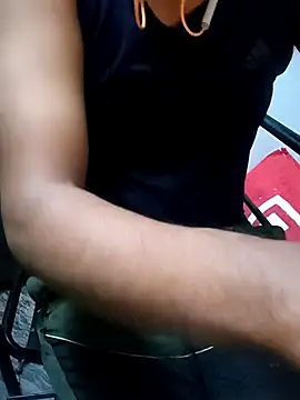 Lawrencedlkk007 online show from February 2026 05:46:01 PM