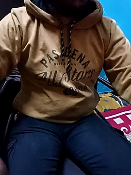 Lawrencedlkk007 online show from November 2025 08:37:01 AM