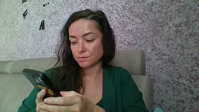 Snapshot of Mia_Salamanka chatting on June 2026 06:18:02 AM Mia Salamanka online show from June 2026 06:18:02 AM