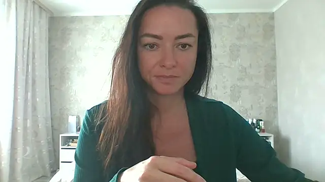 Mia Salamanka online show from June 2026 06:11:01 AM